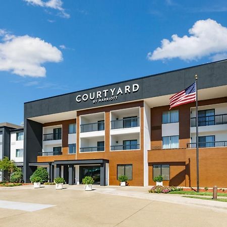 Courtyard By Marriott Dallas Луисвил Екстериор снимка